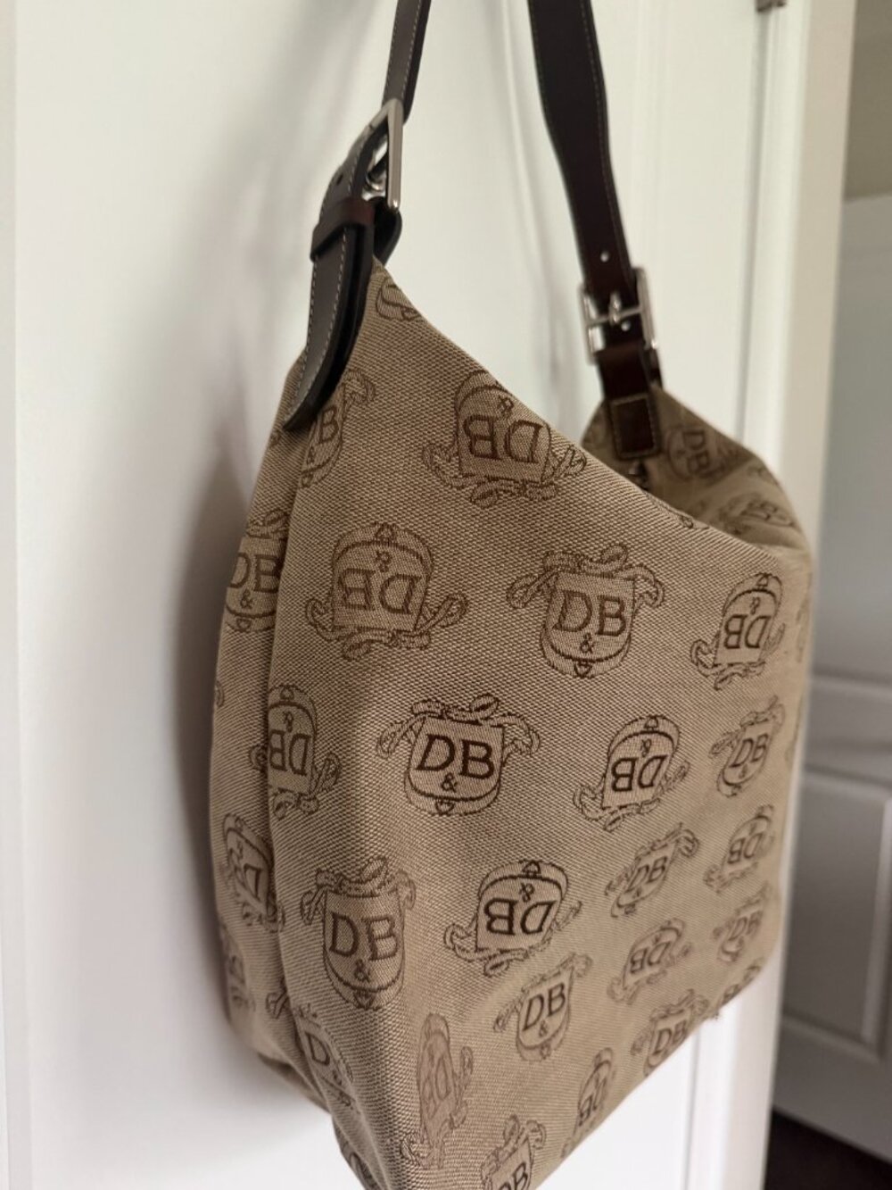 Vintage Dooney & Bourke Large Canvas Tote with Dark Brown Monogram - Picture 3 of 6